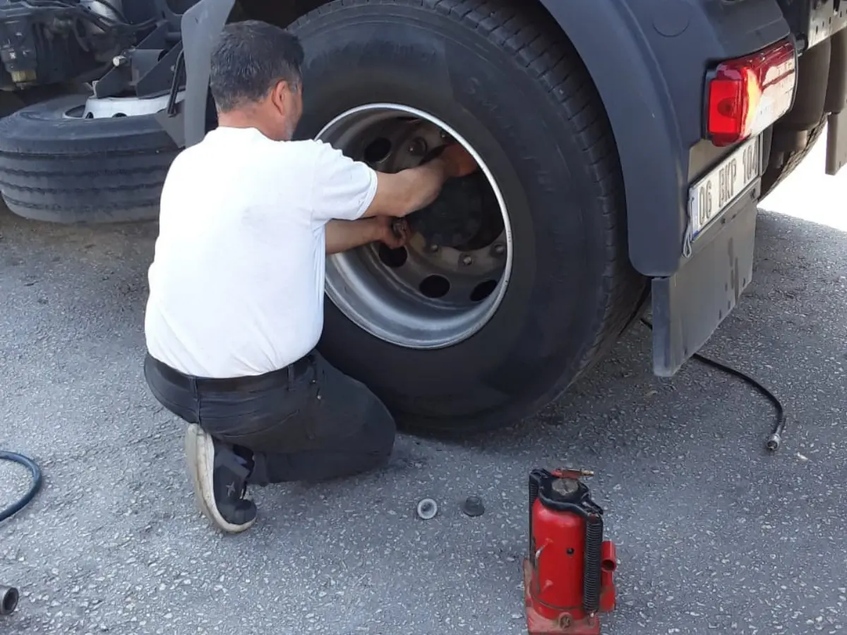 Şebinkarahisar Oto Lastikçi